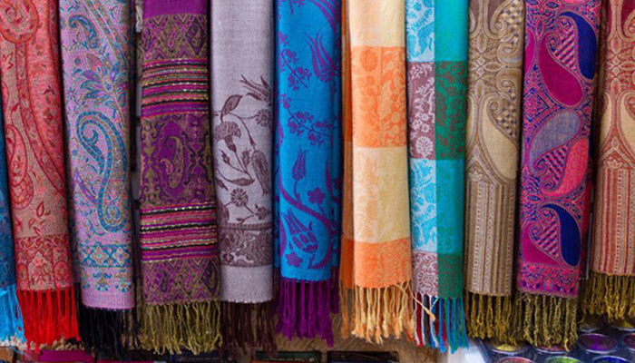 various patterns scarves image